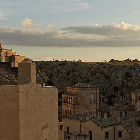 Fra I Sassi 4* Matera