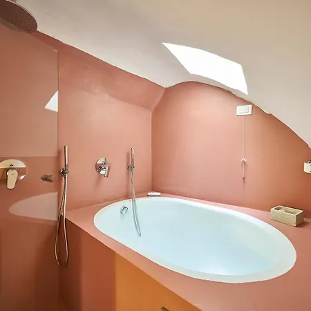 Fra I Sassi Bed & Breakfast 4*