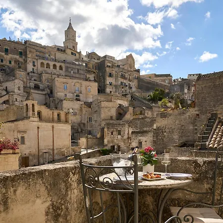 Fra I Sassi Matera