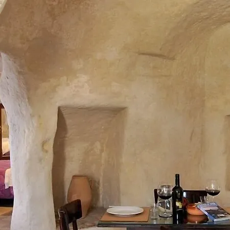 Couette-café Fra I Sassi 4*