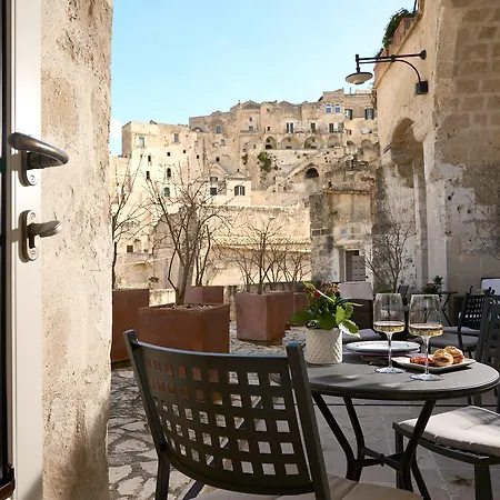 Fra I Sassi Bed & Breakfast