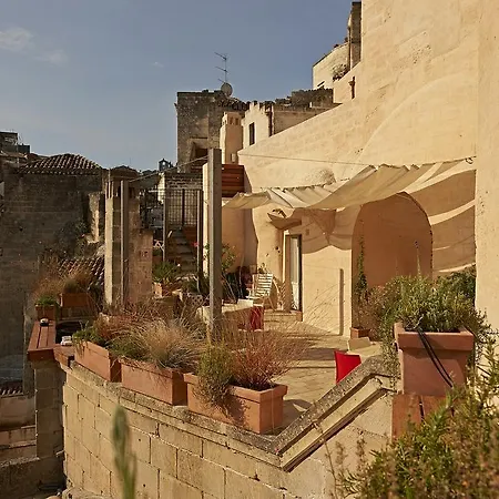 Couette-café Fra I Sassi 4*
