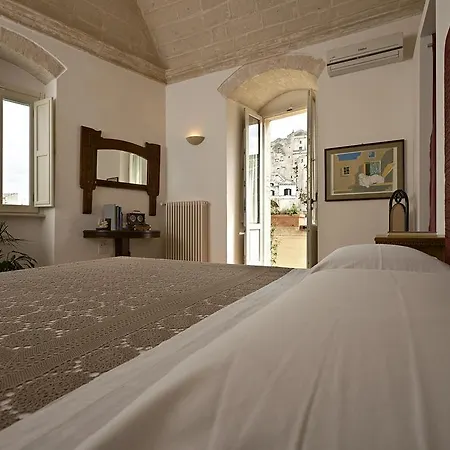 Fra I Sassi Couette-café Matera