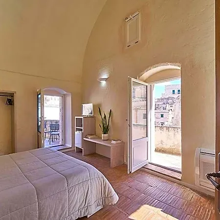 Fra I Sassi Bed & Breakfast