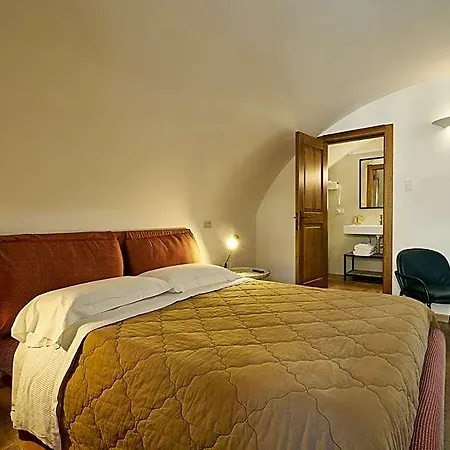 Bed & Breakfast Fra I Sassi 4*