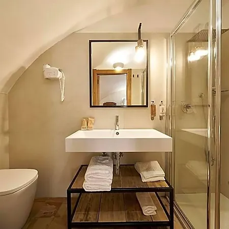 Fra I Sassi 4* Matera