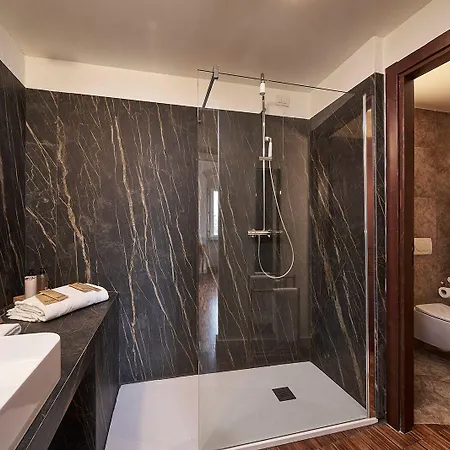 Fra I Sassi Bed & Breakfast
