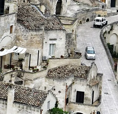 Bed & Breakfast Fra I Sassi 4*
