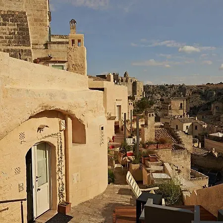 Fra I Sassi Bed & Breakfast