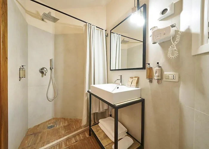 Fra I Sassi Bed & Breakfast 4*