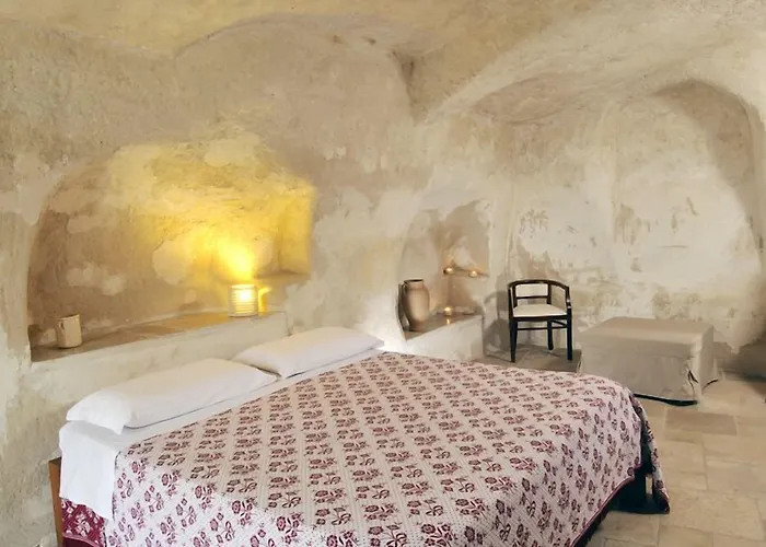 Fra I Sassi Bed & Breakfast