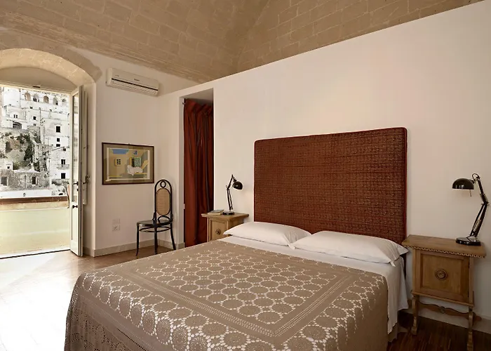 Fra I Sassi Couette-café Matera