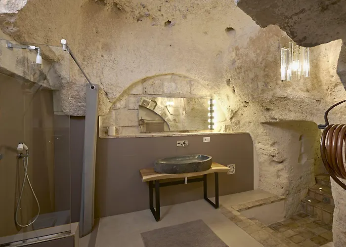 Fra I Sassi Bed & Breakfast 4*